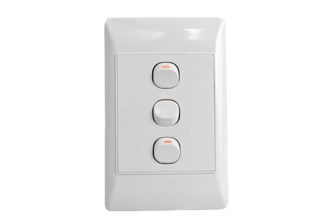 4160-REDISSON-3-LEVER-WALL-SWITCH.jpg Redisson Switch 3L1W Whi 100X50 A103 - Image 1